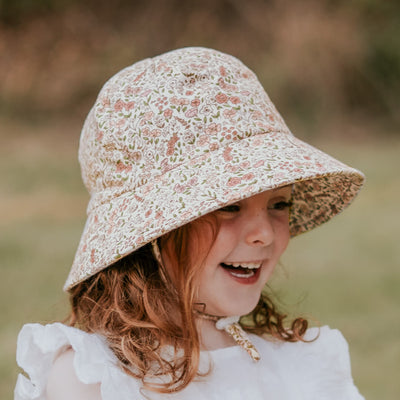 Bedhead Hats Savanna ponytail bucket hat on girl size 3-6 years